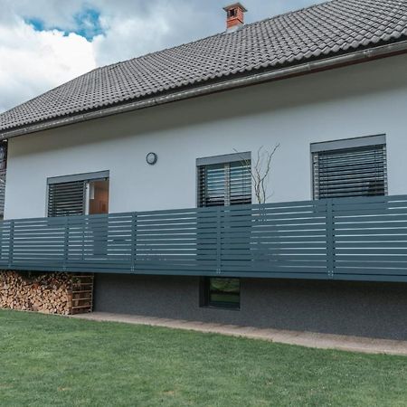 Apartma Lamberger Zirovnica Eksteriør bilde
