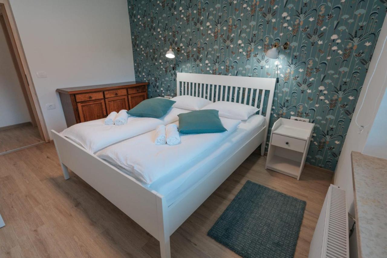Apartma Lamberger Zirovnica Eksteriør bilde